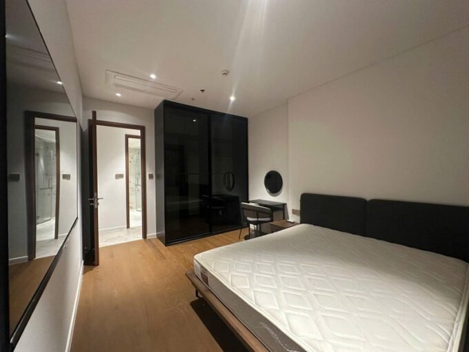 Crest Metropole Saigon Cribs 4 800x600