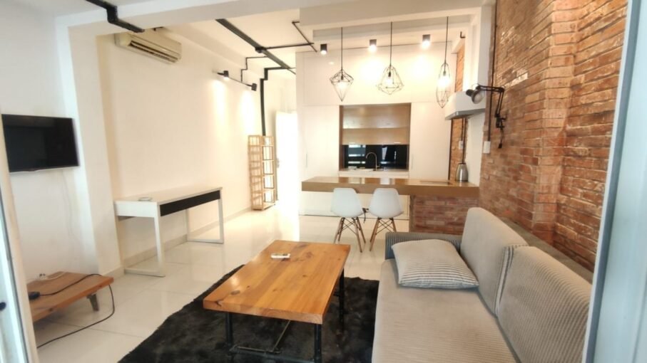 Downtown One Bedroom Saigon Cribs 1