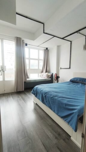 Downtown One Bedroom Saigon Cribs 4
