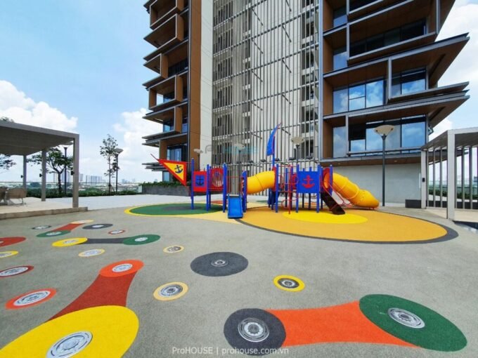 Empire City District 2 Amenities Pool and Gym Saigon Cribs 7