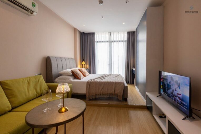 Saigon Cribs Downtown Serviced Apartment 1