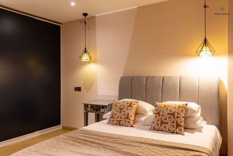 Saigon Cribs Downtown Serviced Apartment 12