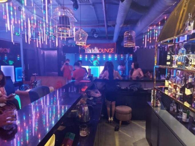 Underground Night Club HCMC Saigon Cribs 18 800x598