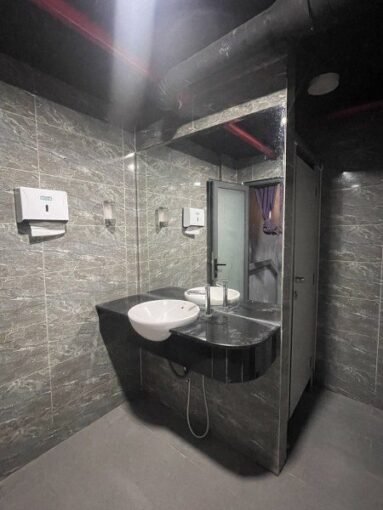 Underground Night Club HCMC Saigon Cribs 7 450x600