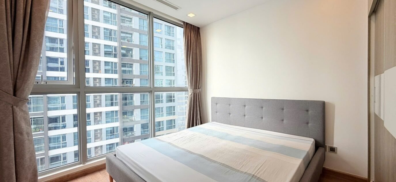 2 Bedroom Apartment For Rent Vinhomes Grand Park Saigon Cribs (10) 1400x1050