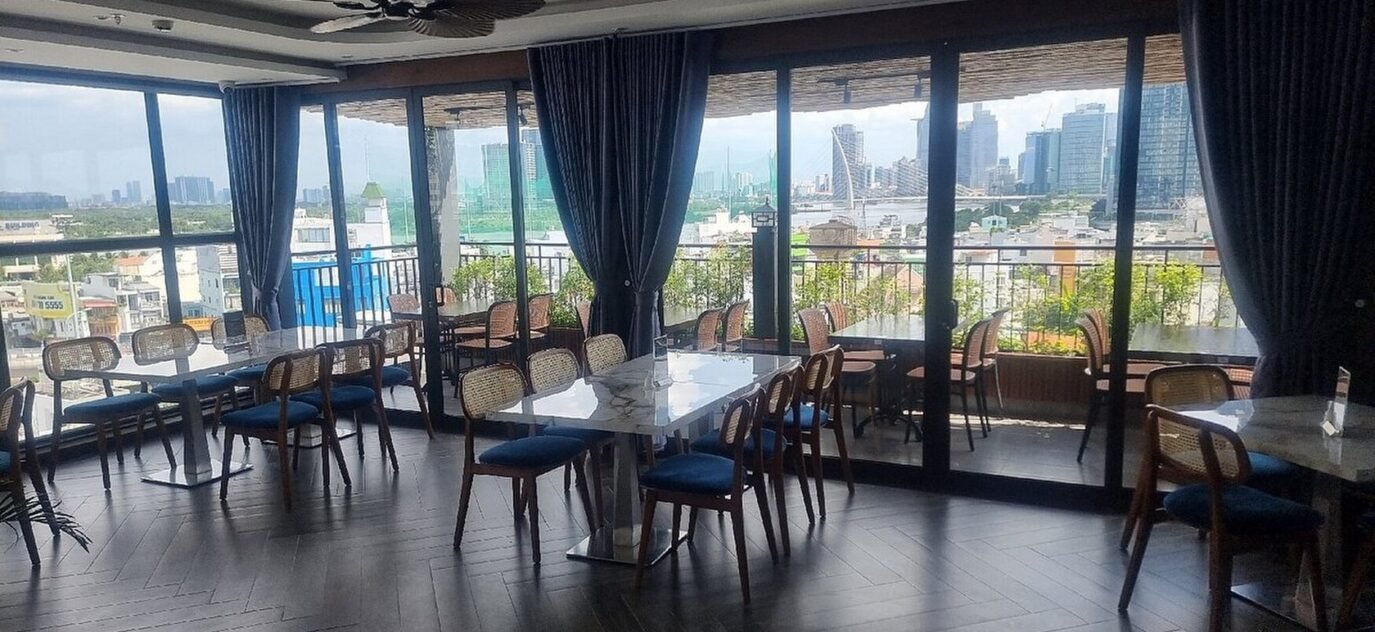 Dining Room Restaurant 1680x946