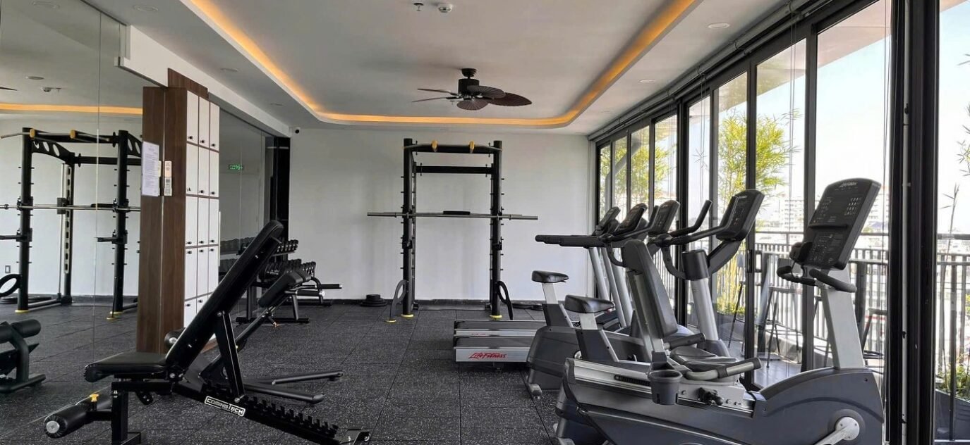 Fitness Gym 1400x1050