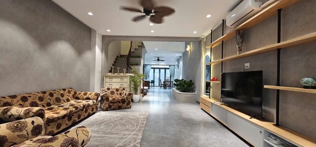 House For Rent District 2 SaigonCribs.com (2)