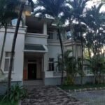 Long Form Tour Video.00 13 52 07.Still127 800x450