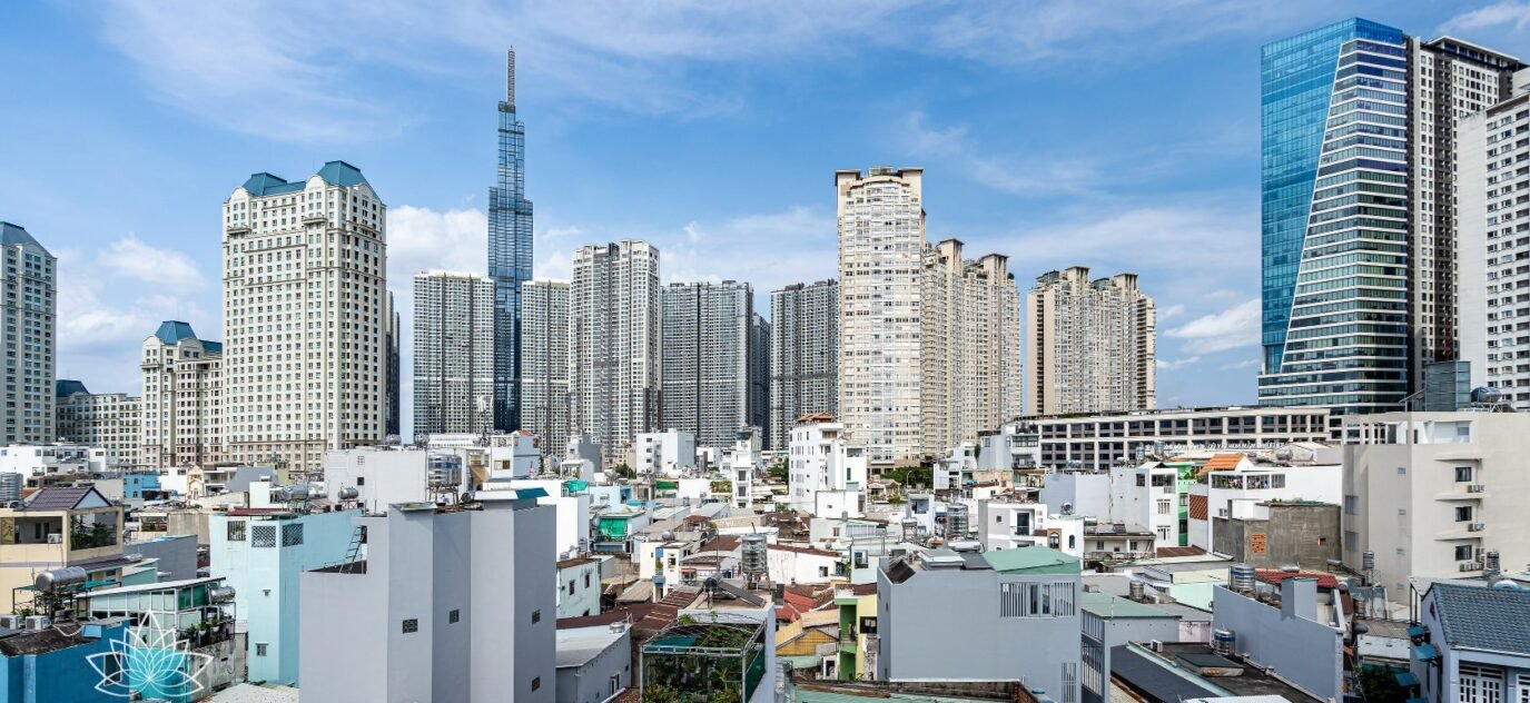 Luxury Duplex Modern Apartment Saigon Cribs (12) 1680x945