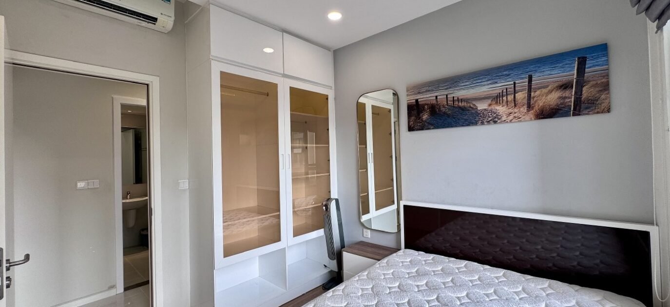 Modern 2BR Saigon Cribs (14) 1400x1050