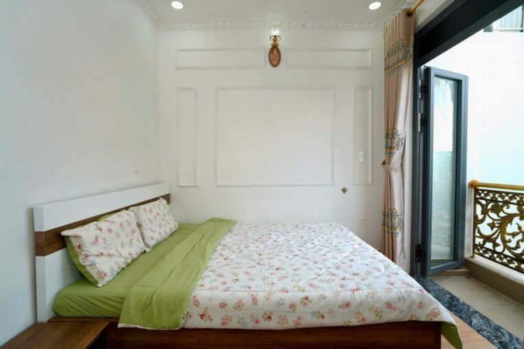 One Bedroom Apartment For Rent Downtown District 1 Ho Chi Minh City Saigon Cribs (2)