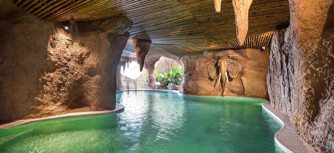 Pool Cave Grotto2 1573x1050