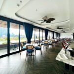 Rooftop Restaurant Dining Room2 1400x1050