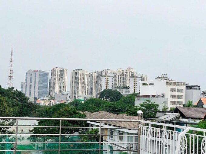 Saigon Cribs 2 BR Apt For Rent District 10 HCMC (15) 800x600