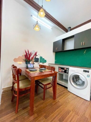 Saigon Cribs 2 BR Apt For Rent District 10 HCMC (8) 450x600