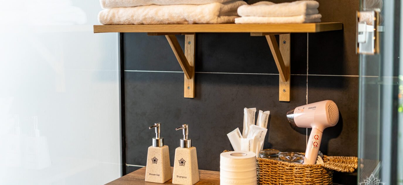 Saigon Cribs Serviced Apartment (13)