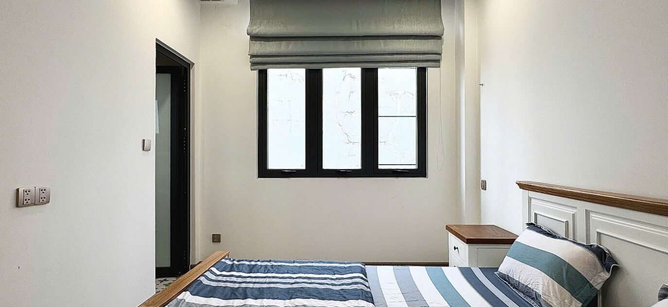 Saigon Cribs Serviced Apartment Downtown Cheap Pads (16) 1400x1050