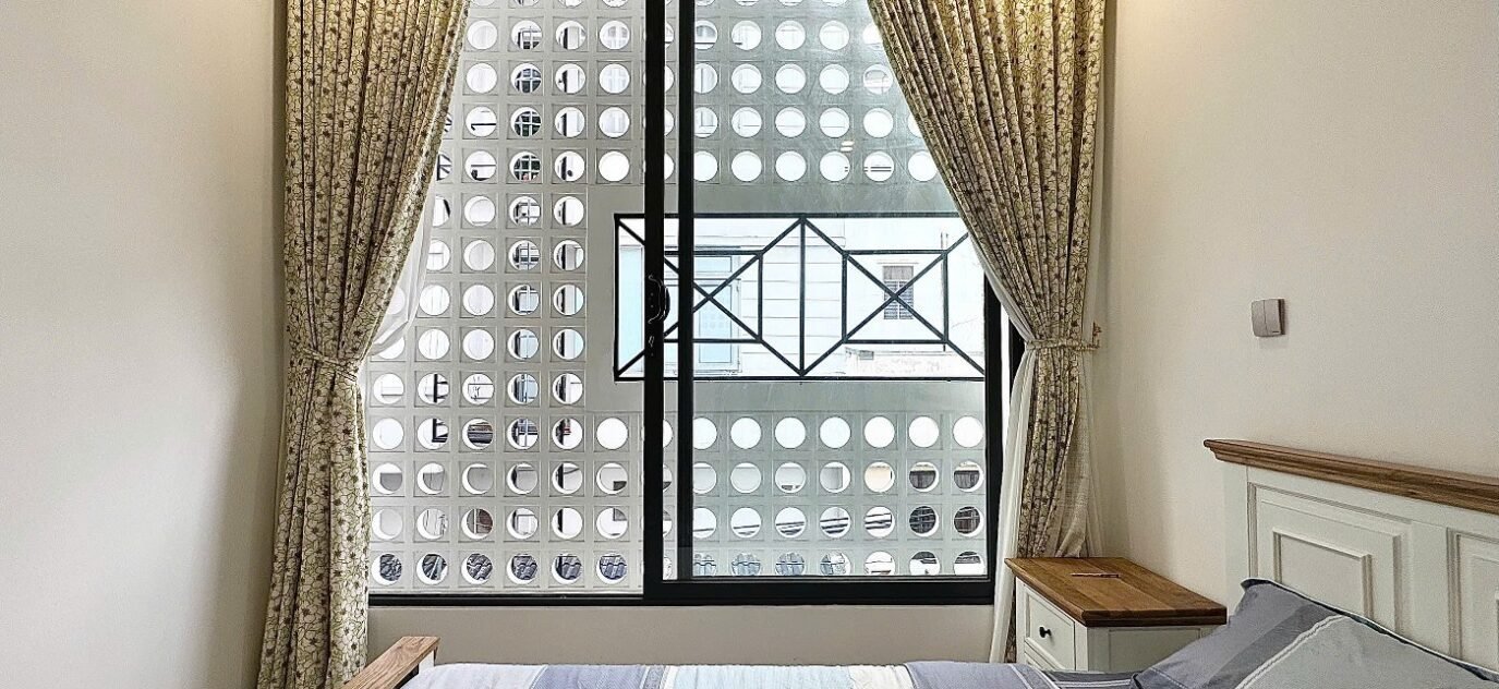 Saigon Cribs Serviced Apartment Downtown Cheap Pads (18) 1400x1050