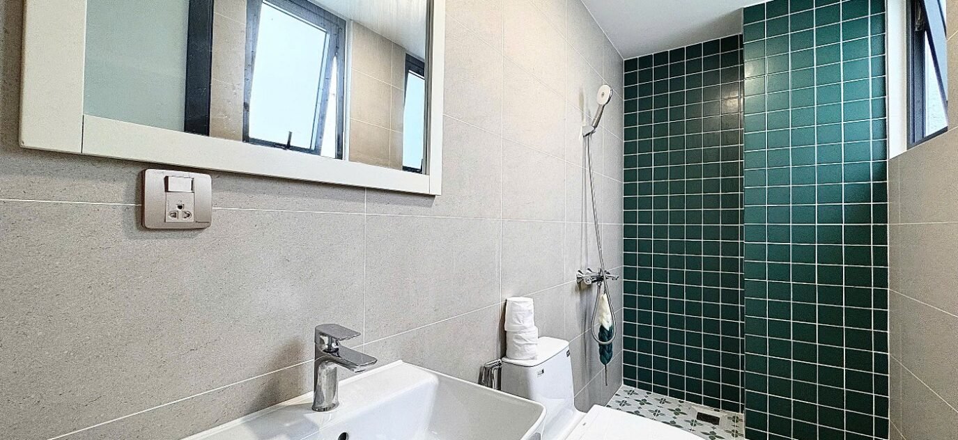 Saigon Cribs Serviced Apartment Downtown Cheap Pads (3) 1400x1050