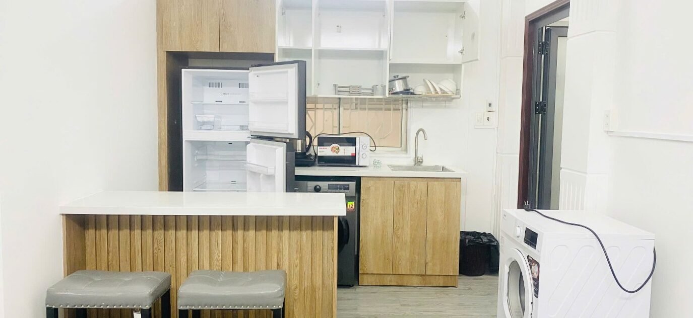 Saigon Cribs Short Term Apartment Downtown Ho Chi Minh City Vietnam (6) 1400x1050