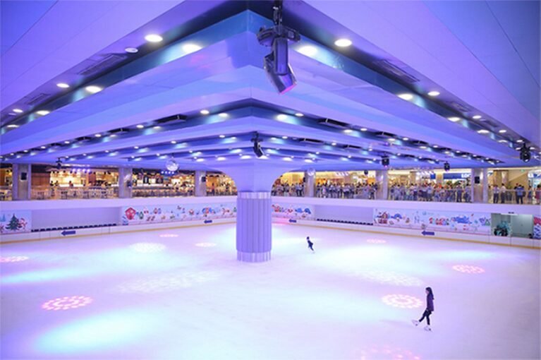 Saigon Cribs Skating Rink 800