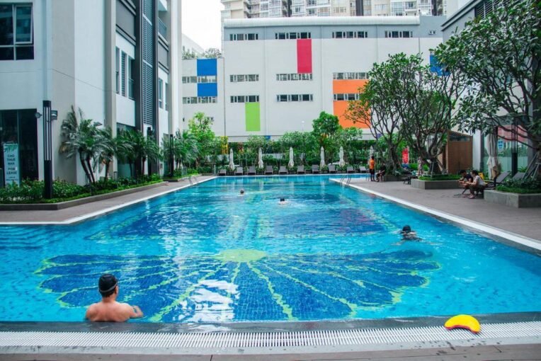 Saigon Cribs Swimming Pool 800