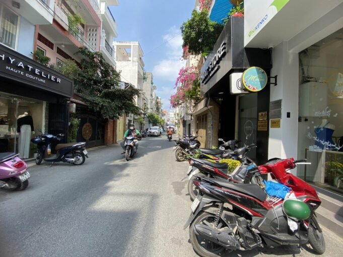 Studio Apartment For Rent District 3 Saigon Cribs (5)