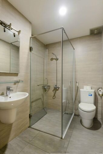 Studio Downtown District 1 HCMC Saigon Cribs (2)