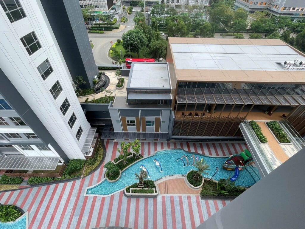 Celesta Rise Keppel Saigon Cribs Amenities Pool Gym (6)