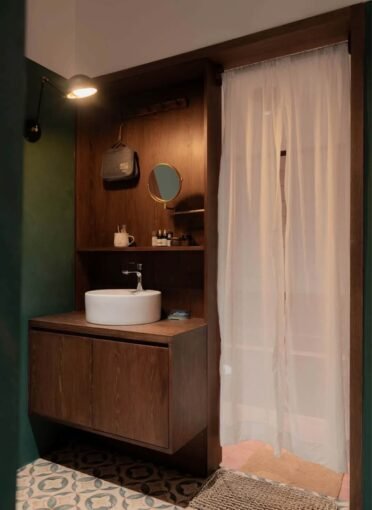 Saigon Cribs Boutique Apartment For Rent (5)