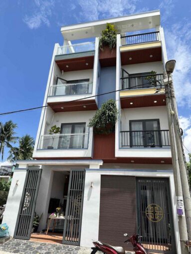 7 Vinhomes Complex Near House For Rent (1) 788x1050