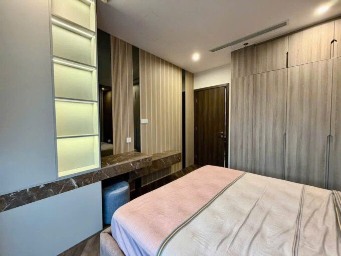 Luxury Apartment Saigon Cribs (7)