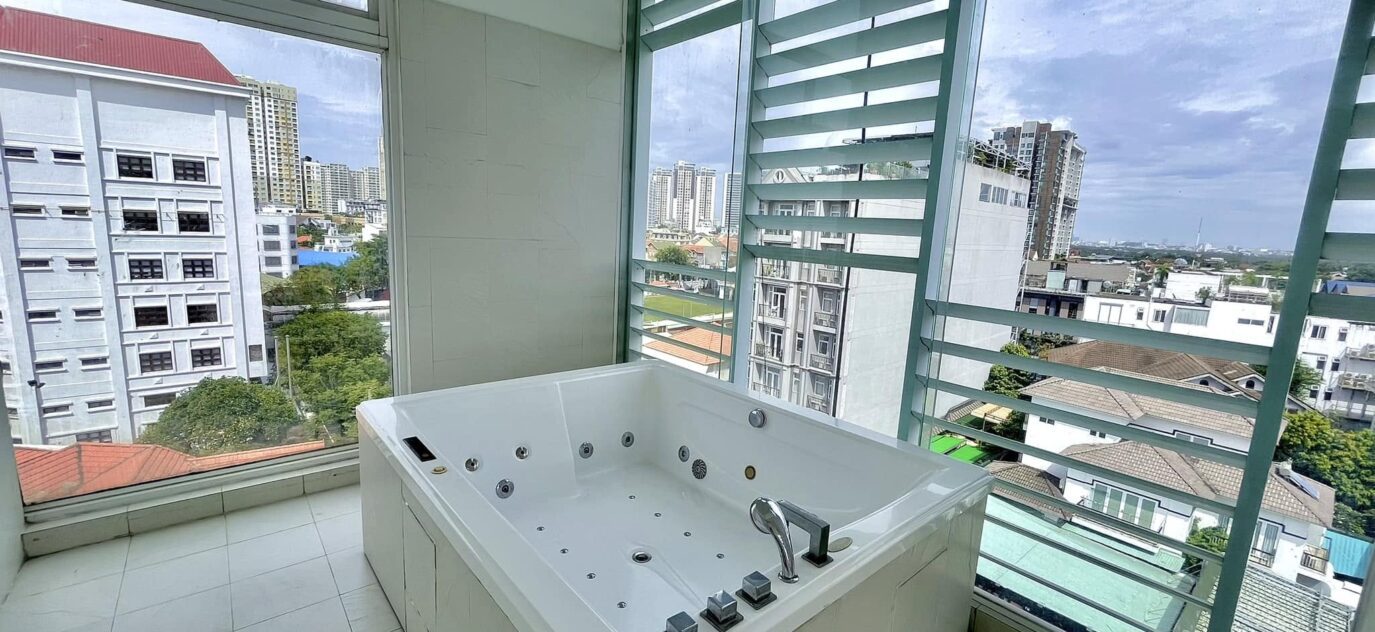 Penthouse For Rent Saigon Cribs (3)