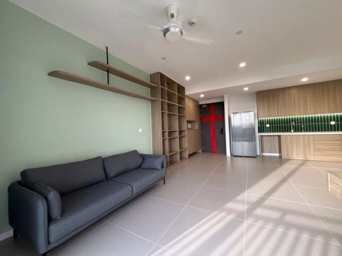 listing 1792325969 370133